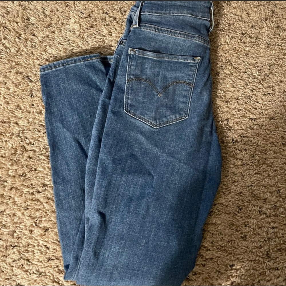 Levi’s Jeans 711 - size 28
